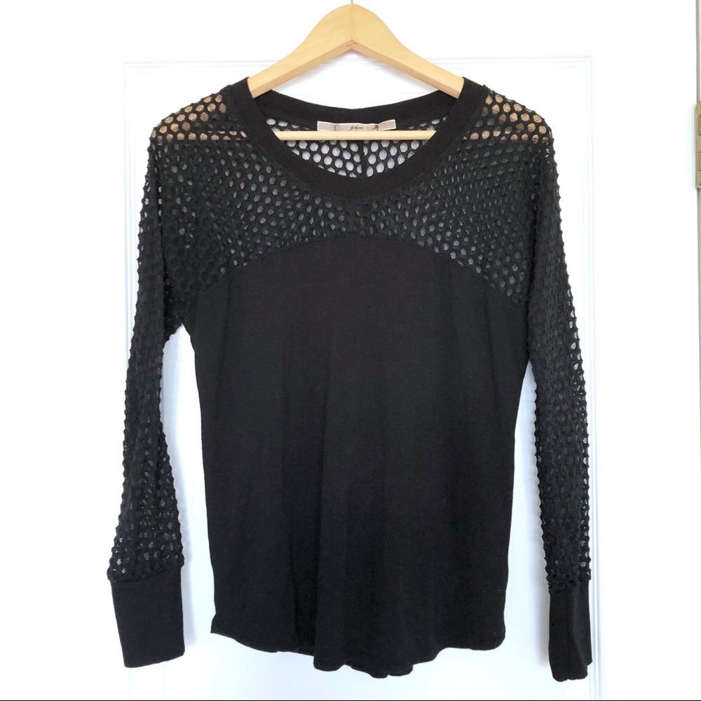 Gibson Long Sleeve Black Top With Lace Panel